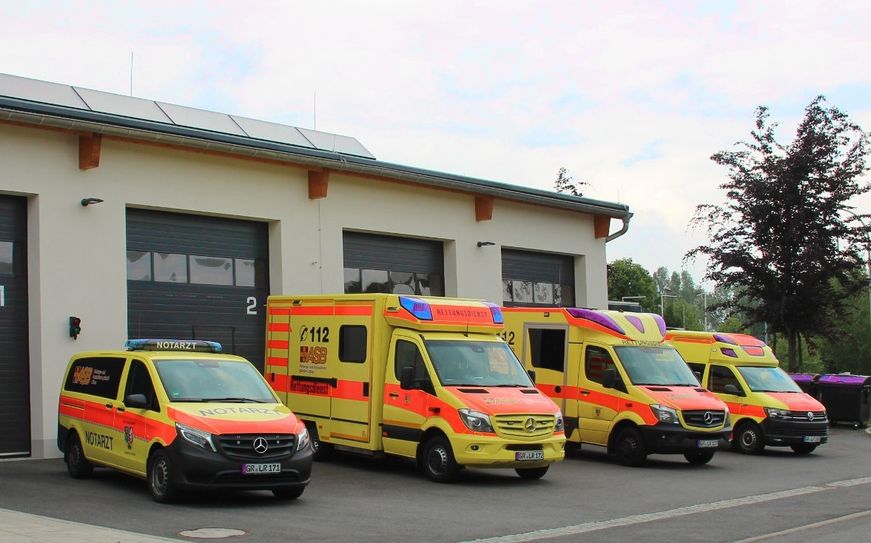 Die ASB Rettungs- und Sozialdienst gGmbH Löbau betreibt die Rettungswachen in Löbau, Ebersbach und Altbernsdorf. Insgesamt stehen den Rettungsdienstmitarbeitern aktuell vier Rettungswagen (RTW), drei Krankentransportwagen (KTW) und ein Notarzteinsatzfahrzeug (NEF) zur Verfügung. Foto: ASB Löbau