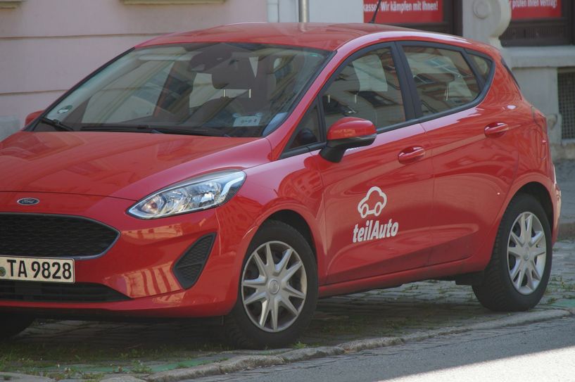teilAuto hat in Görlitz aktuell zwei Fahrzeuge. Die Corona-Krise trifft den Carsharing-Anbieter, aktuell stehen die Autos oft still. Foto: T. Keil