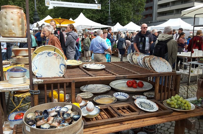 Keramikmarkt am Goldenen Reiter
