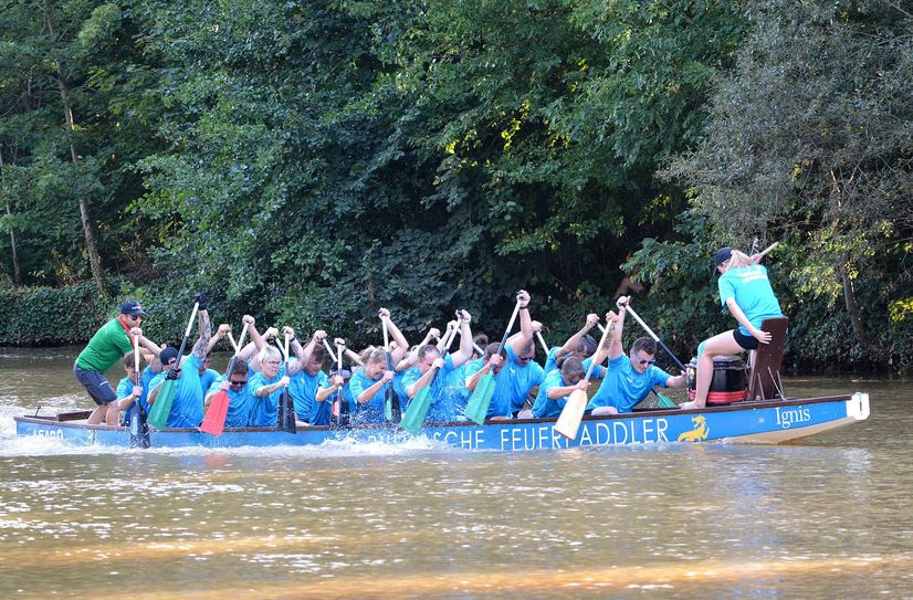Das Team »Völkerfreundschaft« sicherte sich den ersten Platz im Drachenbootrennen.