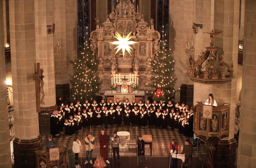 Christvesper in der Kirche St. Marien Pirna mit Kurrende und Kantorei.
