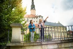 Kinder entdecken Schloss Weesenstein.