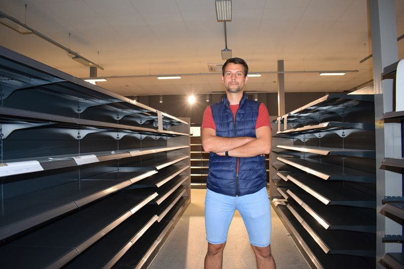 Patrick Schreyer wird den umgebauten Supermarkt als Marktleiter übernehmen. Mit dem Markt gibt es endlich wieder einen Nahversorger im Allende-Viertel. Foto: spa