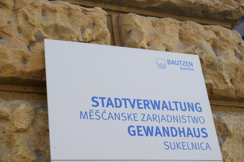 Die Bearbeitung von Anliegen erfolgt ab kommender Woche im Einwohnermeldeamt und im Standesamt für eine kurze Zeit nur über einen Online-Termin. Foto: spa