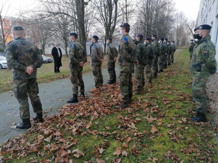 Begrüßung der Bundeswehr durch den Landrat in Zittau am 18. November. Foto: Landratsamt Görlitz