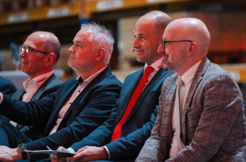 Dr. Andrew Dodds, Friedrich Enkert, Hans-Uwe Koch und  Jeremy Simpson zur Eröffnung.
