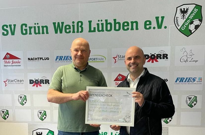 Der Vereinsvorsitzende Udo Janke (li.) und Bürgermeister Jens Richter (re.).