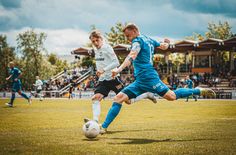 Auf ein spannendes Derby hoffen die Fußballfans am Sonntag.