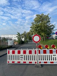 Durchfahrt verboten!