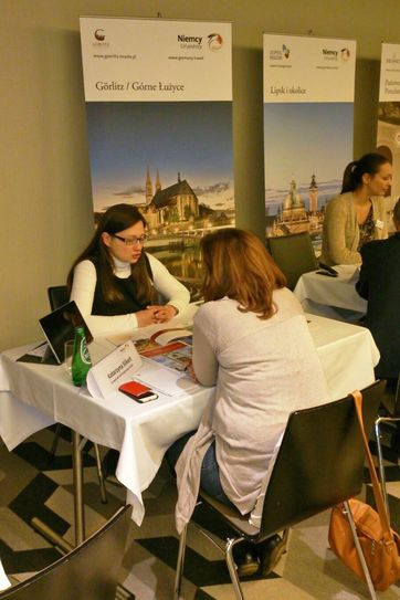 Roadshow in Polen, Katarzyna Silkeit im B2B-Gespräch. Quelle: EGZ