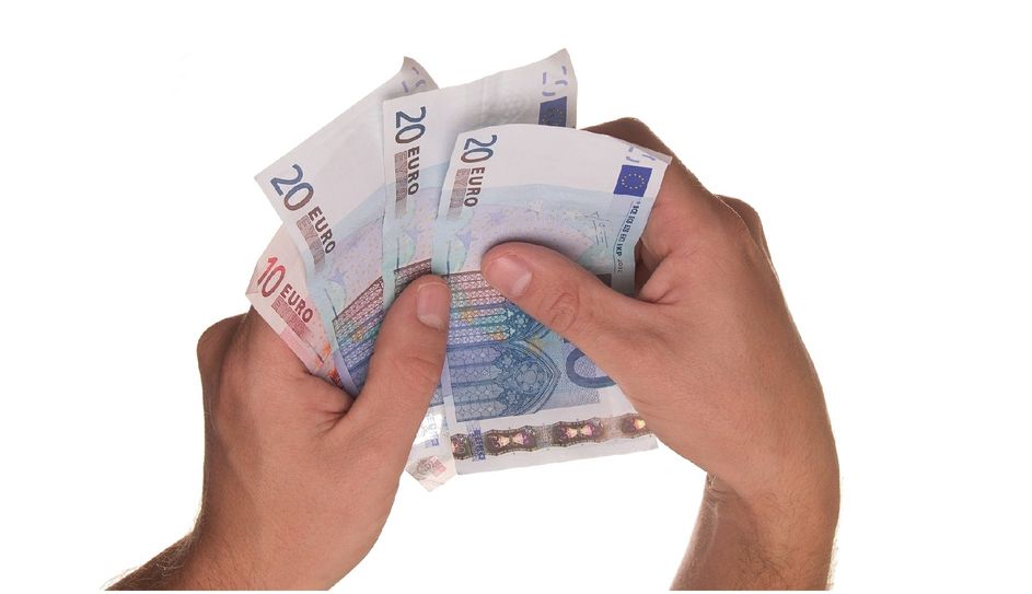 Bis 29. Februar können Sponsoring- und Spendenanträge eingereicht werden. Foto: Tumisu auf Pixabay