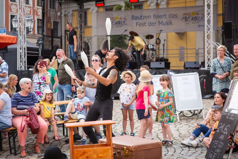 Straßenmusik in Bautzener Stadtkulisse, das ist die Fête de la Musique am 21. Juni.