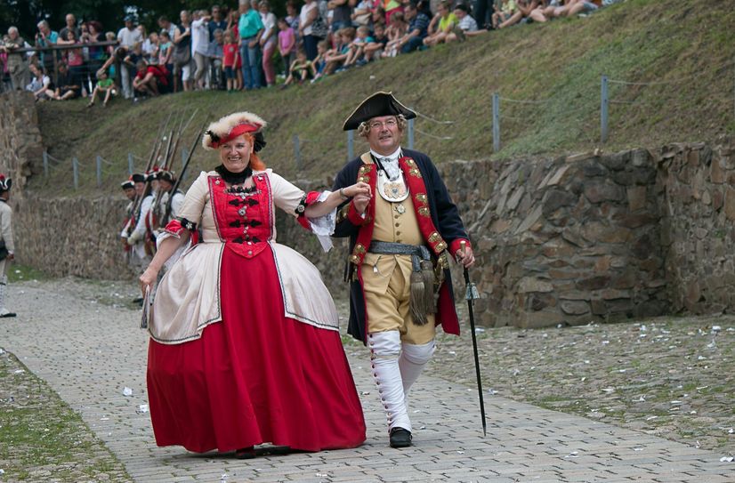 Historisch wird es am 15. und 16. Juli während des Festungsspektakels in Senftenberg.