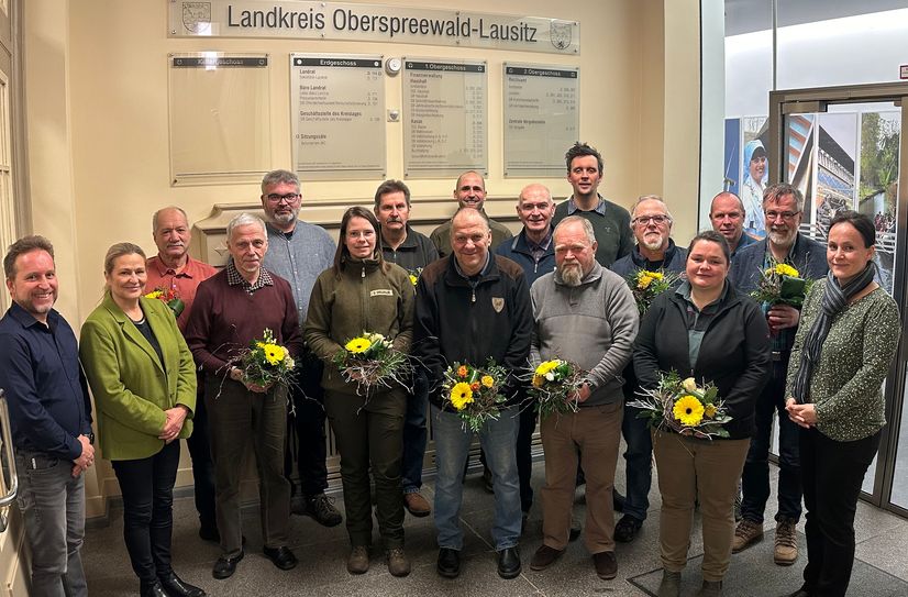 Anfang des Jahres wurden im Landratsamt in Senftenberg die Berufungsurkunden an 14 naturschutzfachlich kompetente Bürger überreicht. Diese bilden für die kommenden fünf Jahre den »Naturschutzbeirat« des Landkreises Oberspreewald-Lausitz (OSL).
