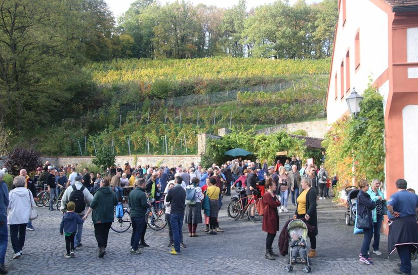 Zum Obst- und Winzerfest auf dem Klostergelände kamen rund 2000 Besucher.