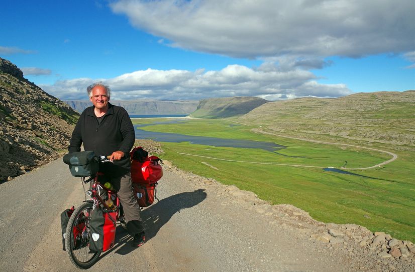 Globetrotter Reinhard Pantke unterwegs mit dem Rad.