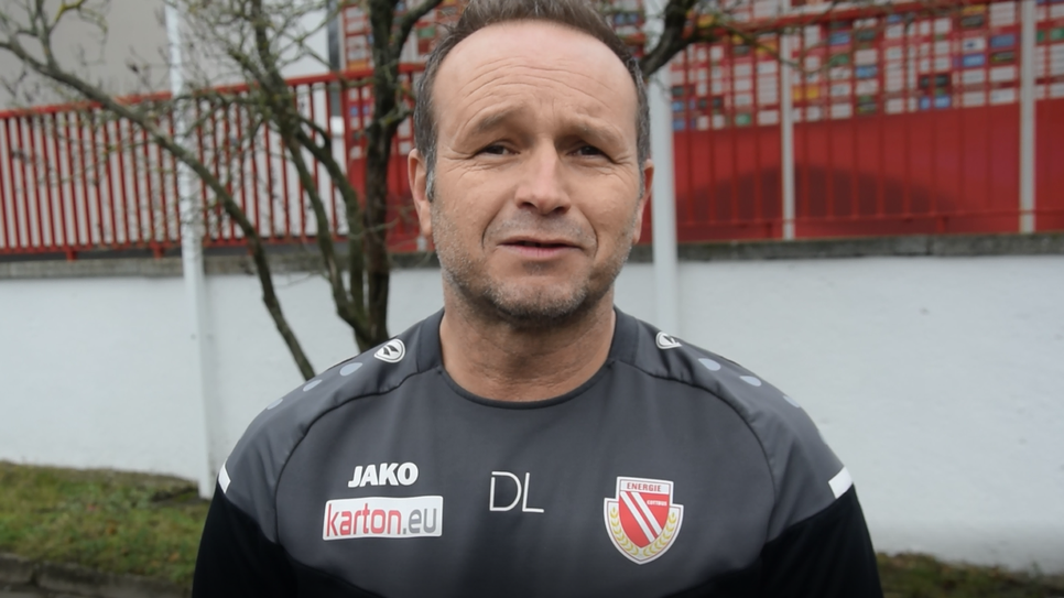 FC Energie Cheftrainer Dirk Lottner im Interview. Foto: Georg Zielonkowski
