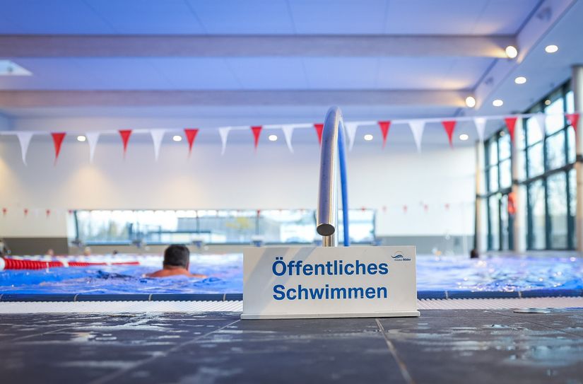 Das Kombibad Prohlis startet früher als geplant in die Hallensaison.