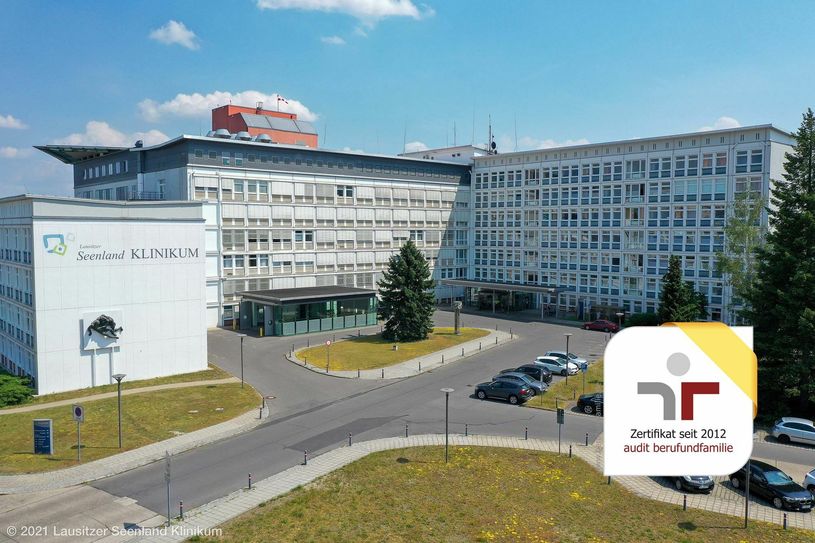 Das Lausitzer Seenland Klinikum erhält das Zertifikat zum audit berufundfamilie mit dauerhaftem Charakter. Foto: Lausitzer Seenland Klinikum