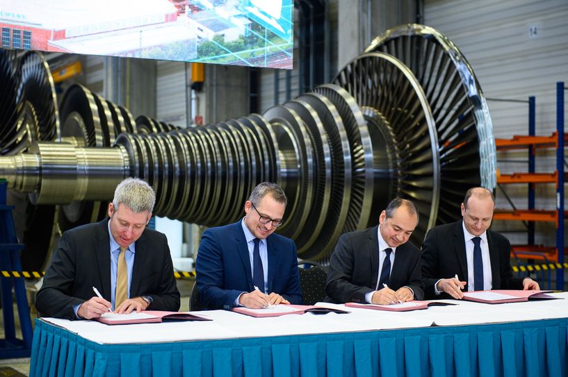 Von links nach rechts: Ronald Schmidt, Standortleiter Siemens AG Görlitz, Prof. Stephan Stubner, Rektor HHL Leipzig, Octavian Ursu, Oberbürgermeister Stadt Görlitz, Dr. Markus Kölling, Kanzler HHL Leipzig. Foto: Pawel Sosnowski