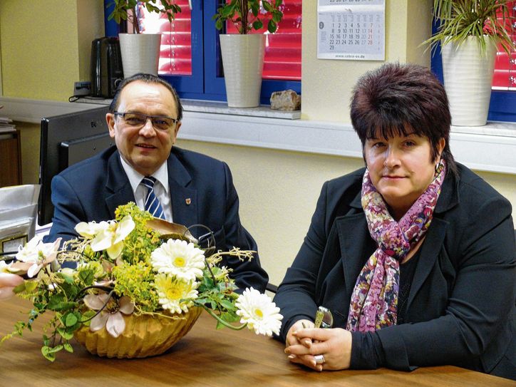 Gerhard Hänel mit seiner Stellvertreterin Petra Lehmann. Seit 20 Jahren steht sie in dieser Funktion an seiner Seite. Auch unter ihrem neuen Dienstherrn bleibt sie Stellvertreterin. Foto: js