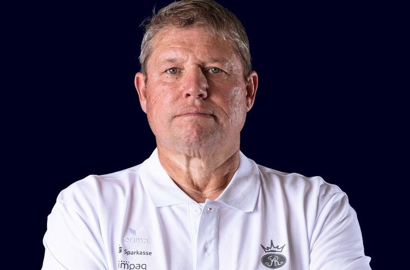 Paul Alexander