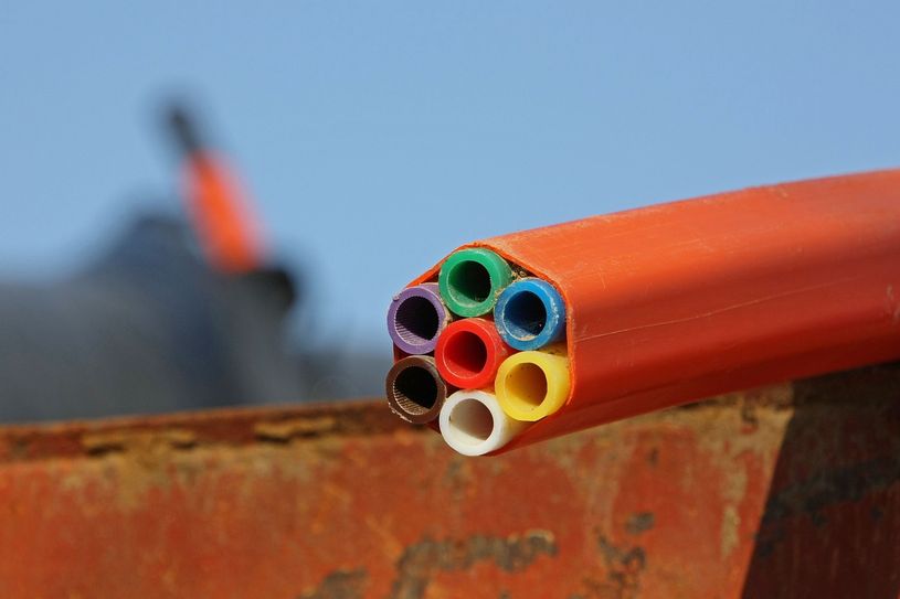 Durch die neue Förderzusage können 13.679 Adressen im Süden des Landkreises an der Glasfasernetz angeschlossen werden.  Foto: pixabay