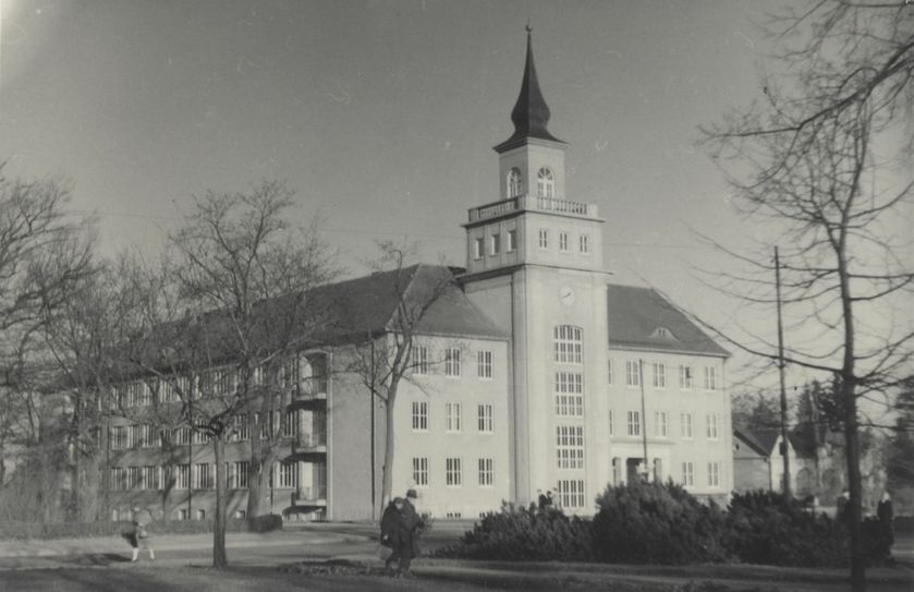 Ingenieurschule für Fördertechnik. Um 1960/65. Foto: Georg Frauenfelder/Museum Bautzen