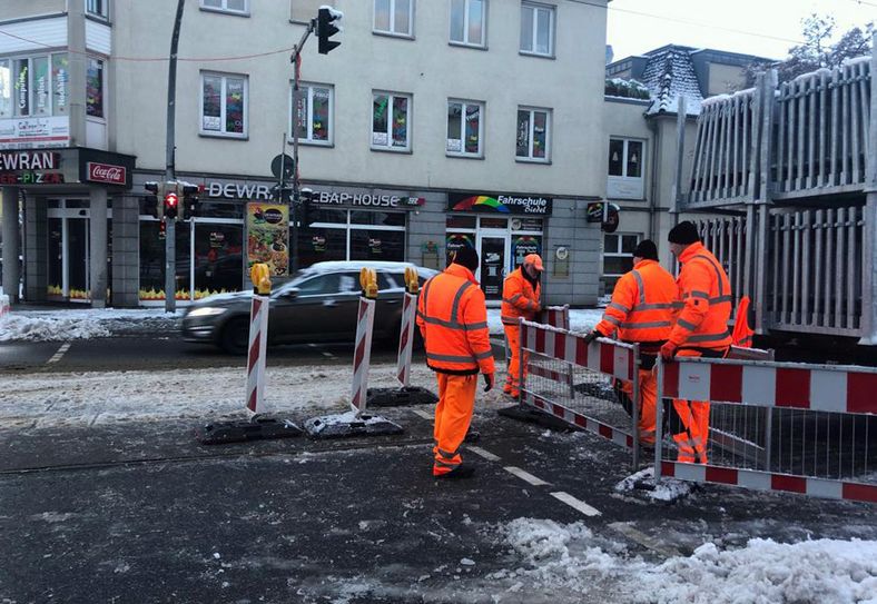 Start der Bauarbeiten am Montagmorgen. Foto: privat