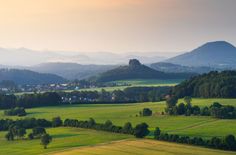 Ausblick vom Wolfsberg zum Zirkelstein.