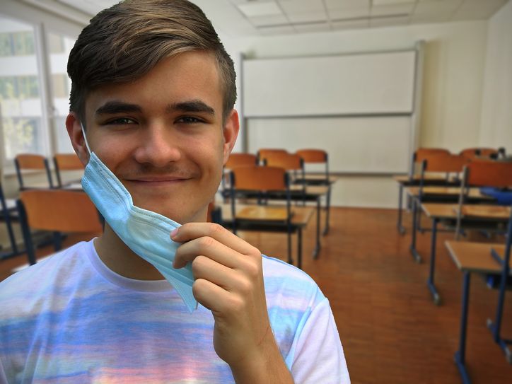 Am 15. März dürfen alle weiteren Klassen am Unterricht teilnehmen. Die geplante Testpflicht muss derweil aufgrund fehlender Schnelltests verschoben werden. Foto: Alexandra Koch