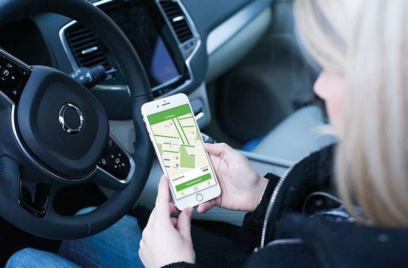 In Riesa jetzt die Parkzeit per Handy einstellen, bezahlen und verlängern.