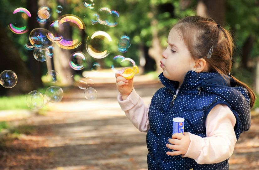 Hintergrund des Weltspieltages ist das Recht von Kindern auf Spiel, Freizeit und Erholung. Dieses gibt es bereits seit 1992 in Deutschland und ist in der UN-Kinderrechtskonvention verankert.