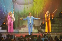 Show "EVOLUT30N"
