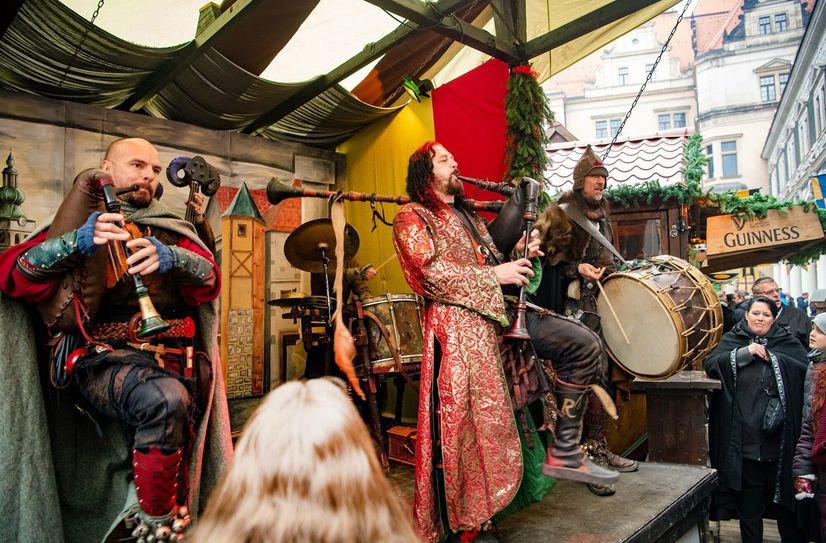 Bei der Mittelalter-Weihnacht im Stallhof geht es urig und rustikal zu.