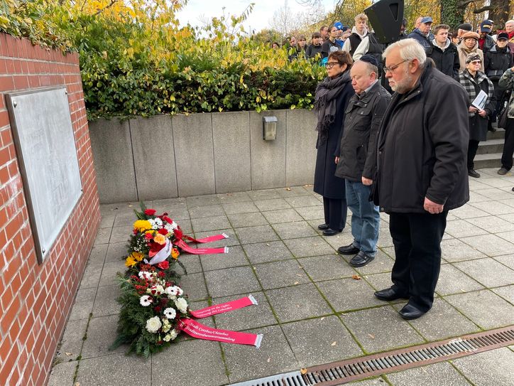 In Cottbus wurde am 9. November bei verschiedenen Veranstaltungen der Opfer der Pogrome am 9. November 1938 gedacht worden.