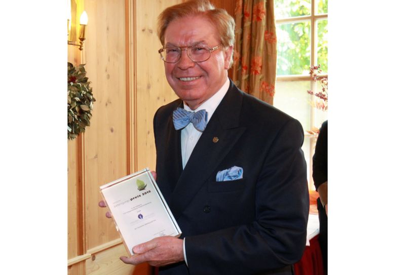 Klaus D. Strehmel bei der Preisverleihung. Foto: PR/Strehmel Consulting GmbH