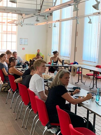Inmitten der Kulisse des sächsischen Industriedenkmals informierte Oberbürgermeister Torsten Ruban-Zeh über die Entwicklung von Stadt und Region.
