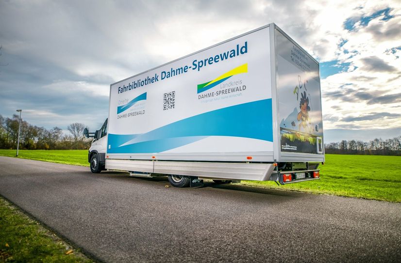 Die Fahrbibliothek im Landkreis Dahme-Spreewald feiert am 1. Oktober 2022 ihr 30-jähriges Bestehen.
