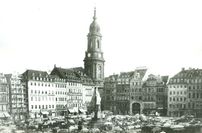 Marktgeschehen auf dem Altmarkt um 1900.