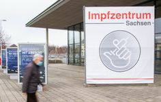 Stehen solche Aufsteller bald wieder hier vor der Messehalle? Foto: Männel