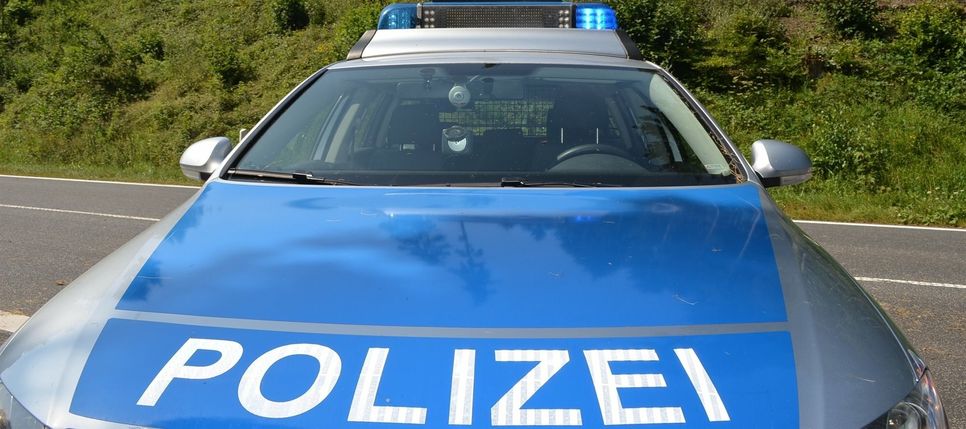 Symbolfoto. Beamten der Polizeidirektion Görlitz überprüften am Tunnel Königshainer Berge die zulässige Höchstgeschwindigkeit.