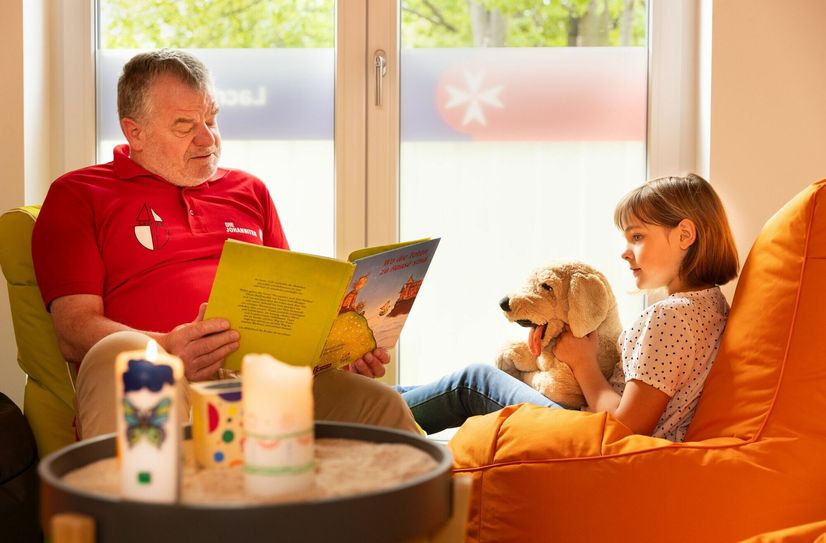Die trauernden Kinder und Jugendlichen werden von Robert Dietsche und geschulten ehrenamtlichen Mitarbeitern betreut.
