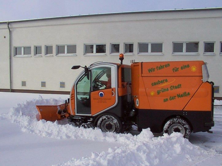 Kleinkehrmaschine für den Winterdienst. Foto: Stadtverwaltung Guben