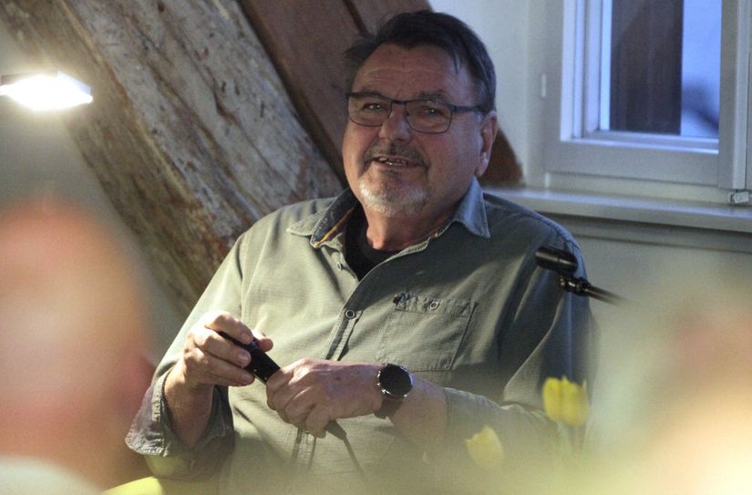 Ralf Hubrich lädt Krimi-Fans zu einem spannenden Abend ein.