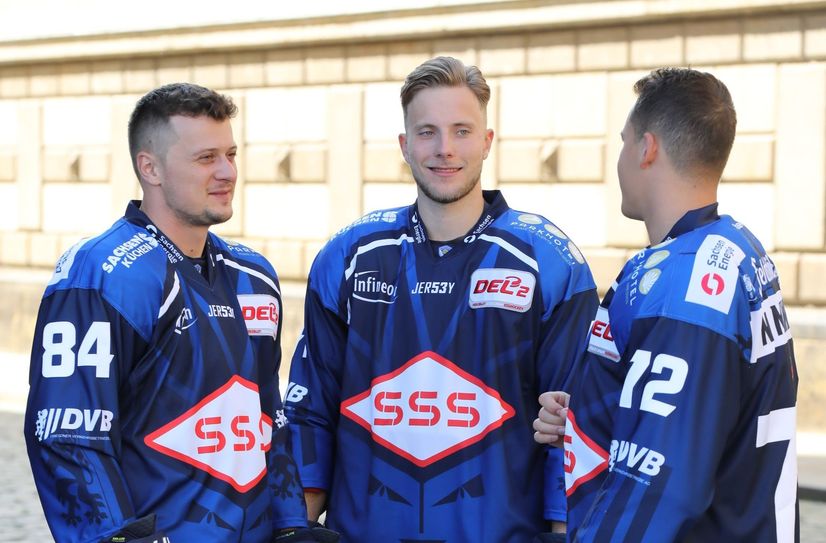 Lukas Koziol (li.) beim Fotoshooting vor der letzten Saison.