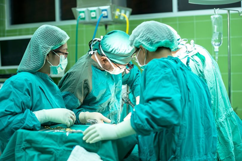 Der Umbau der drei städtischen Kliniken bei laufendem Betrieb gleicht einer Operation am offenen Herzen. Foto: pixabay