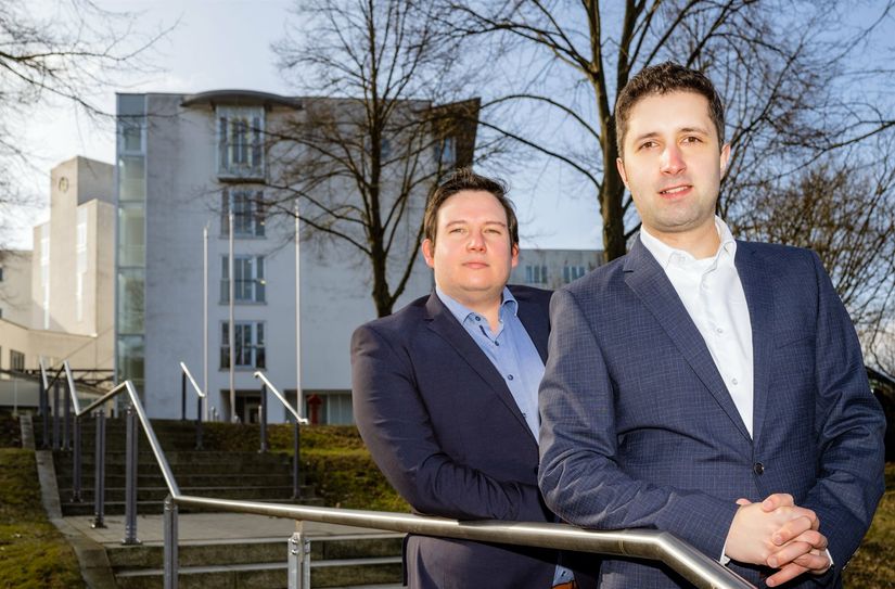 Staffelstabübergabe: Markus Lehnigk (r.) folgt auf Johannes Biesold.