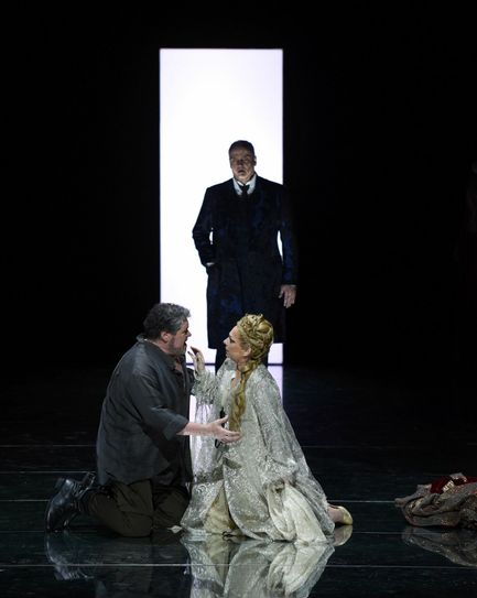 Szenenfotos aus "Otello".  Fotos: Forster/Presse