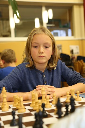 In Niesky traten knapp 100 Schüler in 20 Teams aus 15 Schulen gegeneinander an. Foto: www.zweihelden.de